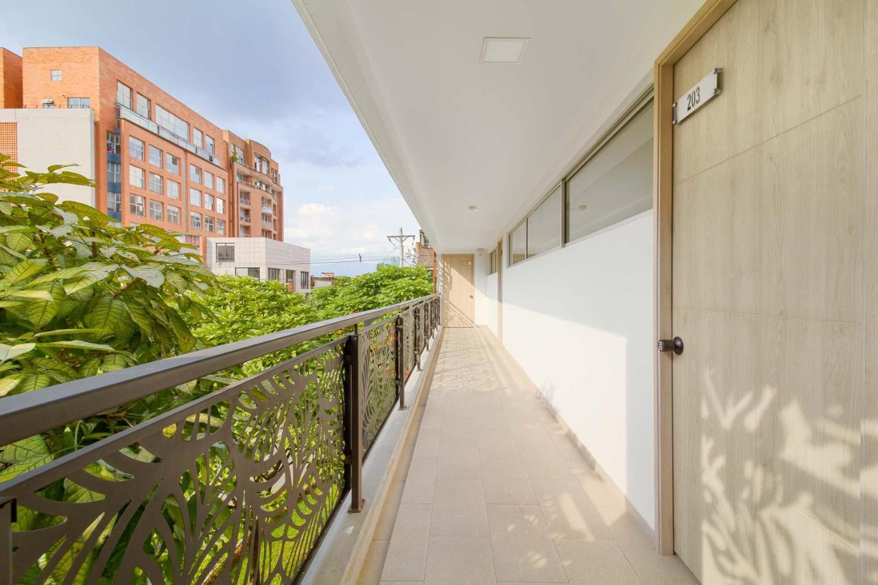 ميديلين Camelot Apartahotel المظهر الخارجي الصورة