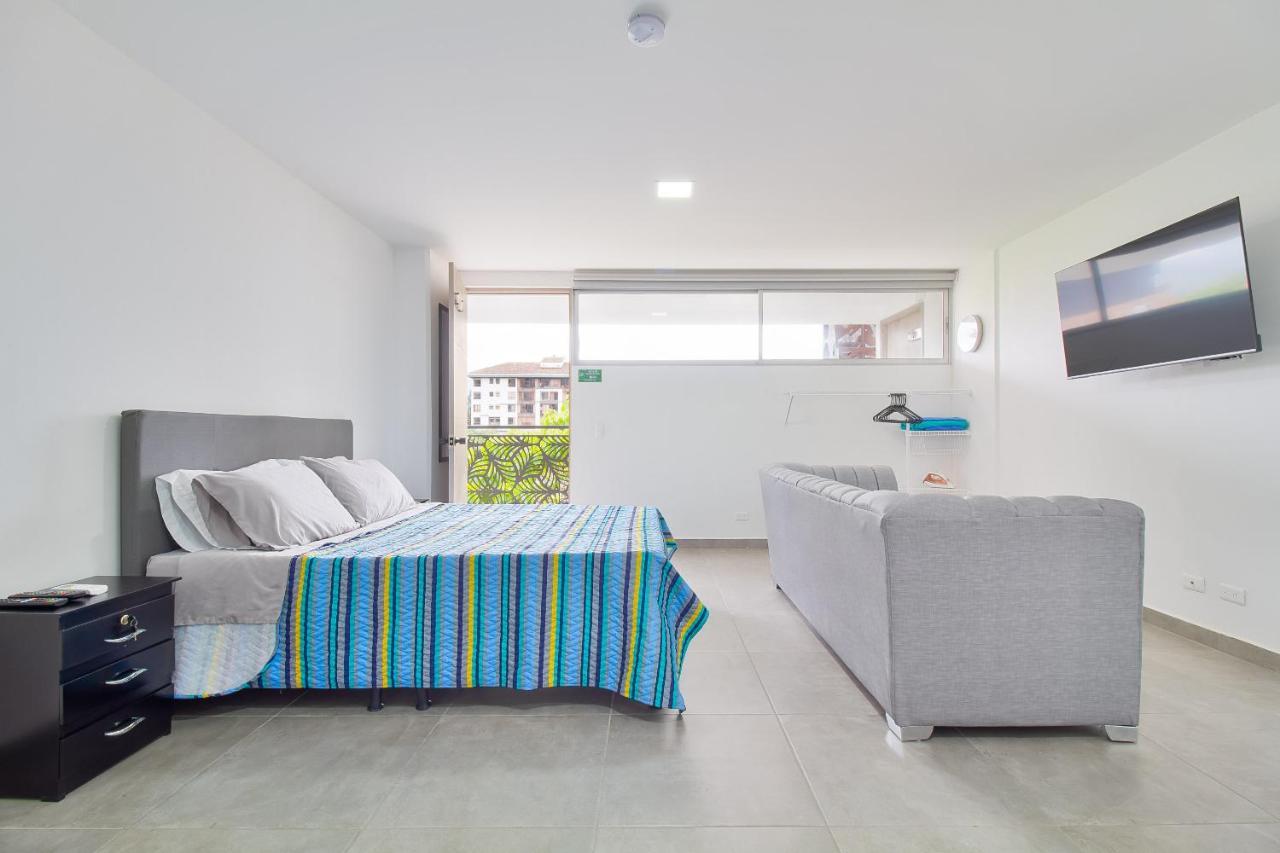 ميديلين Camelot Apartahotel المظهر الخارجي الصورة